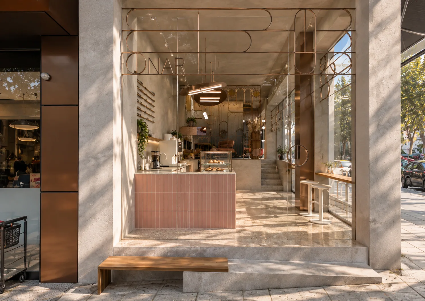 Urban Elegance Cafe — photograph 4